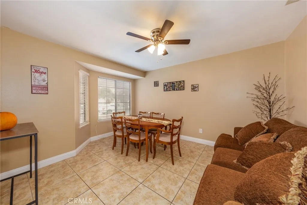 215 Yellowstone Court, San Jacinto, California 92583 home-pic-7